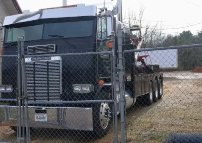 Skilled Semi-Trailer Repair